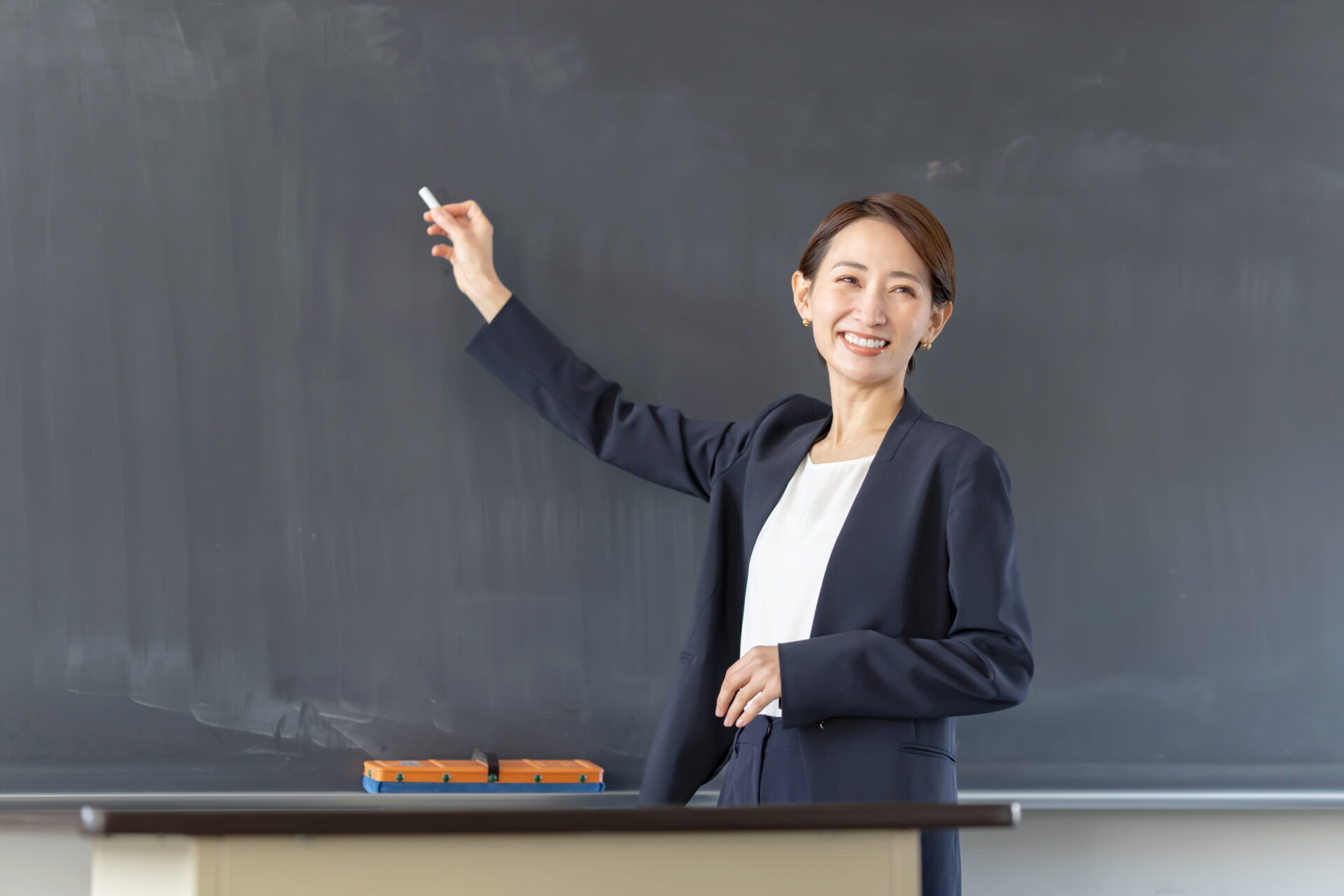 【実践研修で徹底比較】日本語教師養成講座5校の実習の特徴とは？圧倒的な現場経験が積めるKCP学園